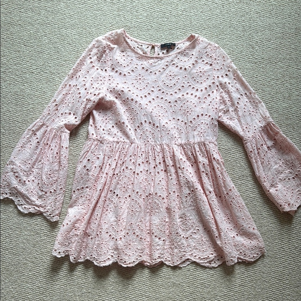 Lumie Pink Eyelet Lace Tunic Blouse SZ M
